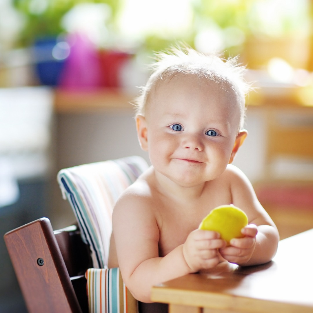 Обеденный этикет: учим малыша кушать аккуратно