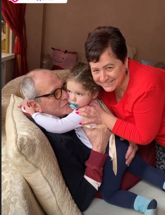 80-летний Виторган показал малышку-дочь