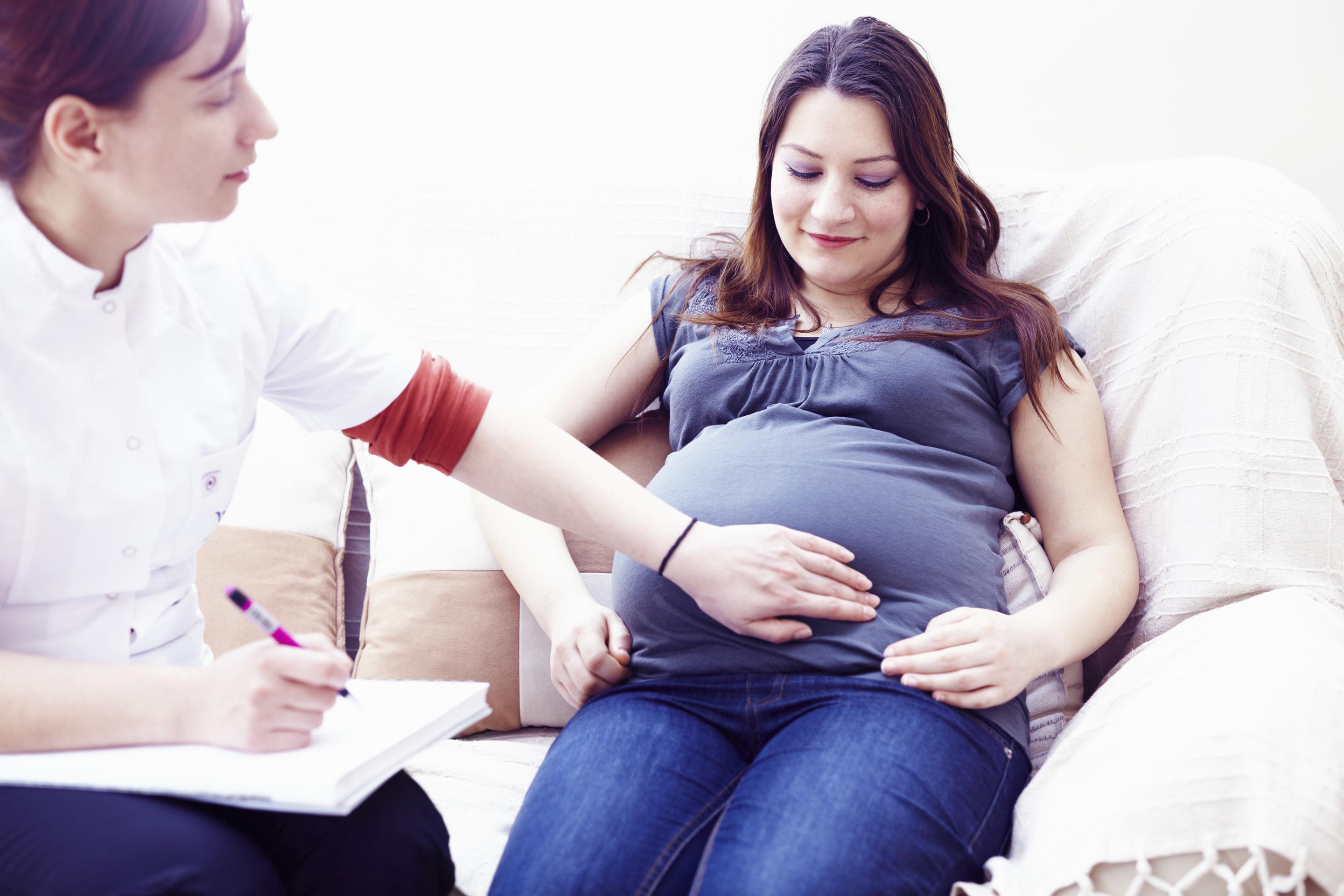 Маловодие при беременности: причины и последствия для мамы и ребенка
