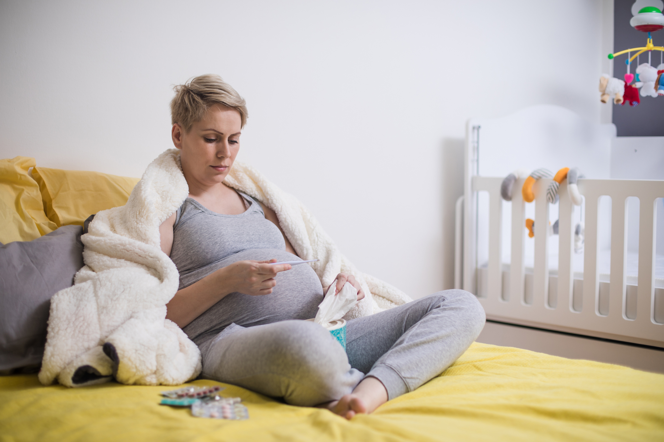ОРВИ и бронхит при беременности: чем опасны и как лечить