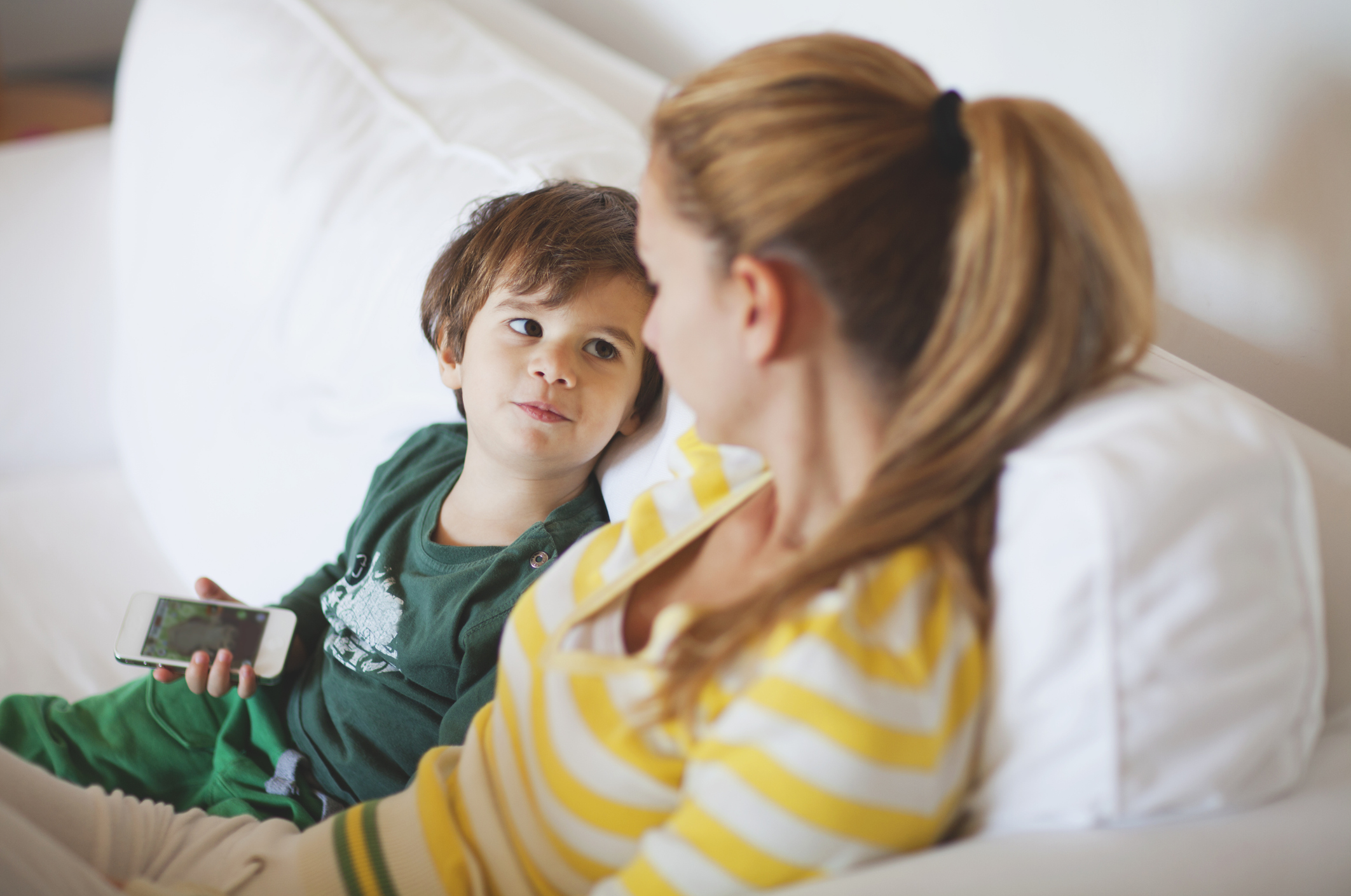 Что делать, если поймали ребенка на вранье: советы психолога