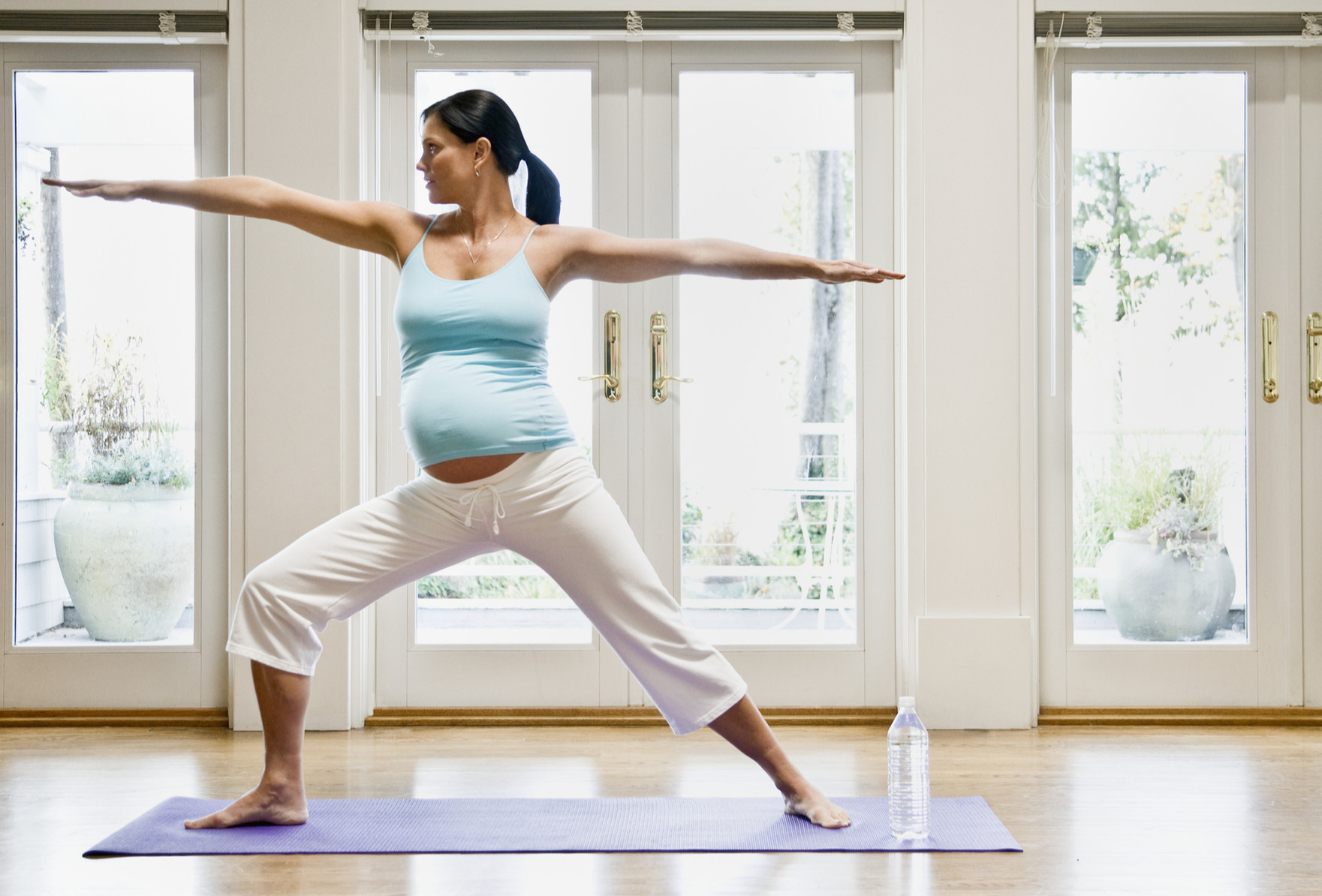Ученые: тренировки во время беременности защищают ребенка от болезней