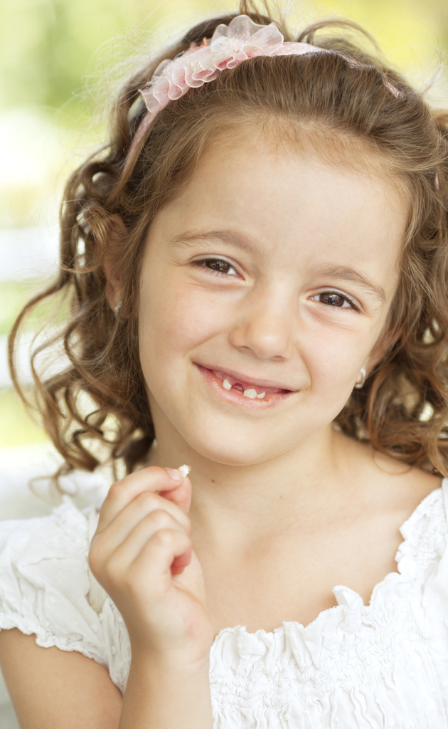 Смена молочных зубов: как бороться с отклонениями от нормы