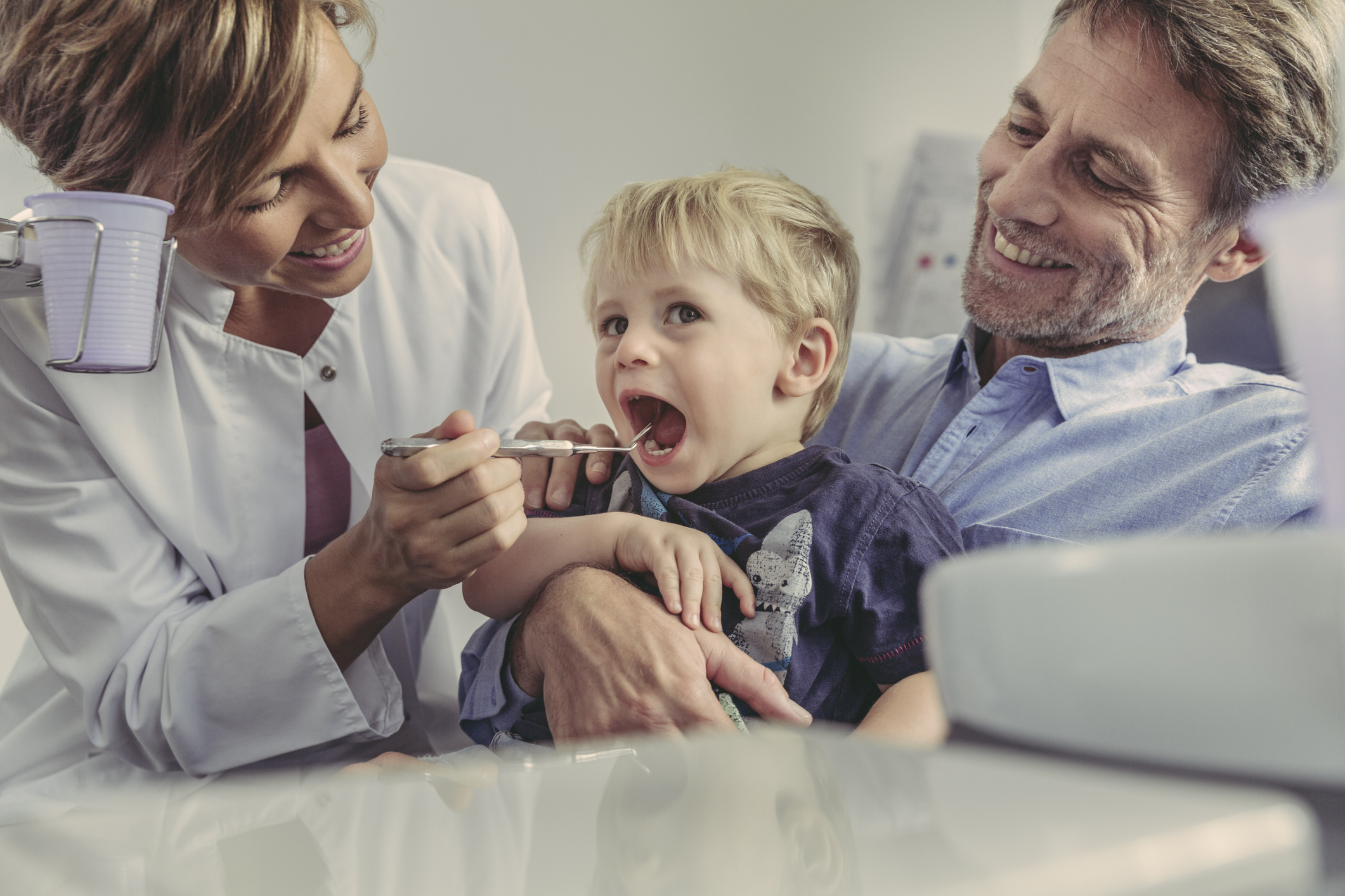 Почему дети боятся врачей: 5 реальных историй