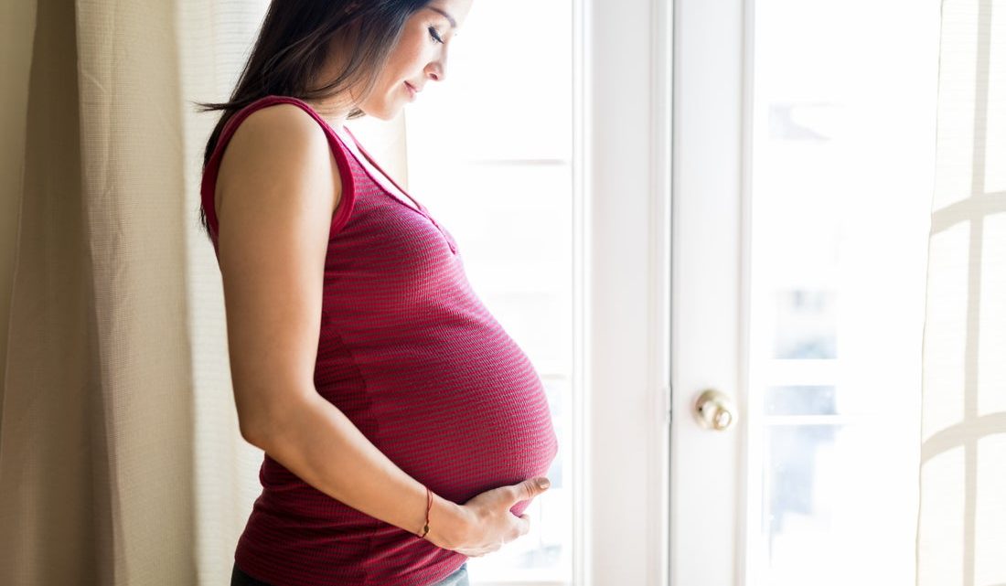 Беременные в группе риска: 4 метода борьбы с остеопорозом