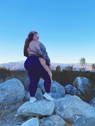 Фото №4 - От 150 кг и больше: самые толстые в мире женщины, сумевшие родить