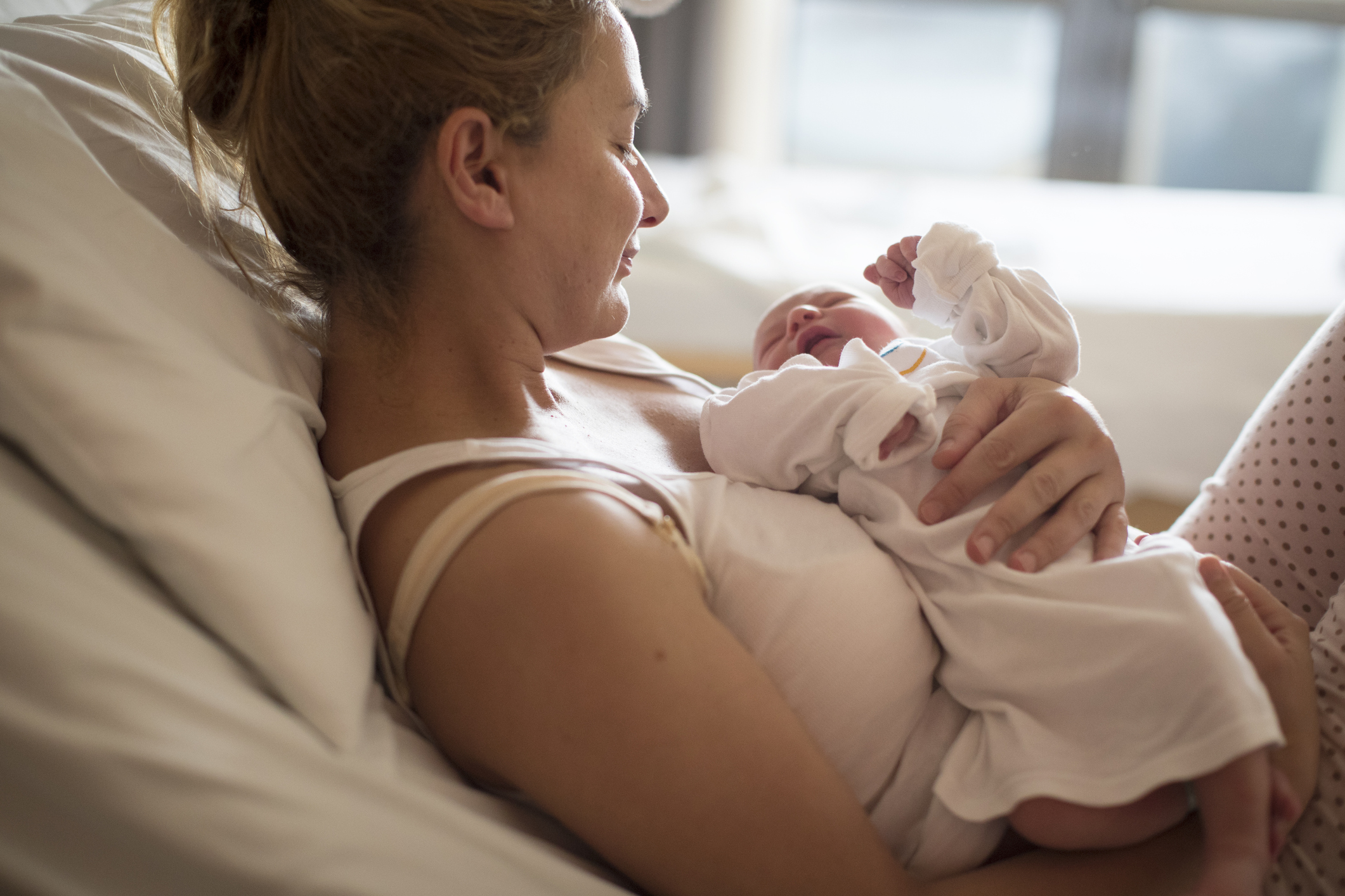 клинически и анатомически узкий таз при беременности и родах