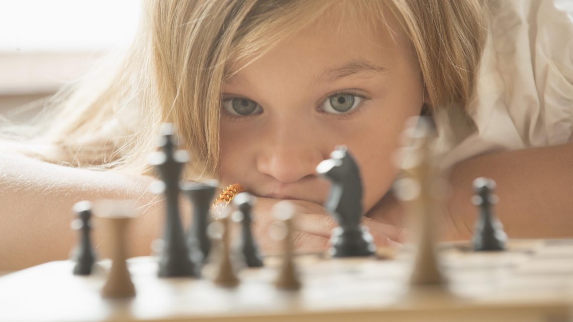 Эксперт рассказала, как шахматы заменяют ребенку школы раннего развития