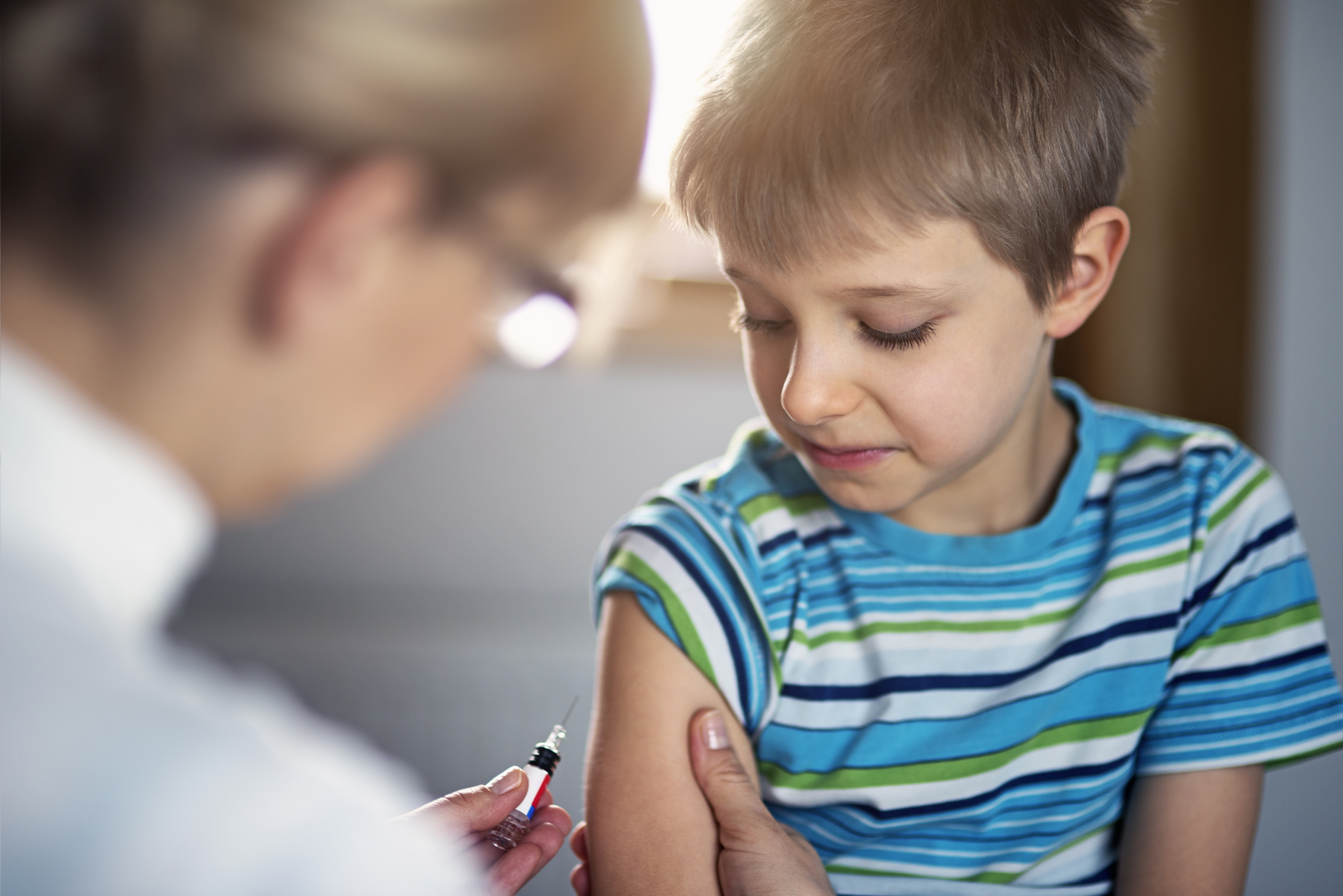 Из-за коронавируса 23 миллиона детей остались без плановых прививок