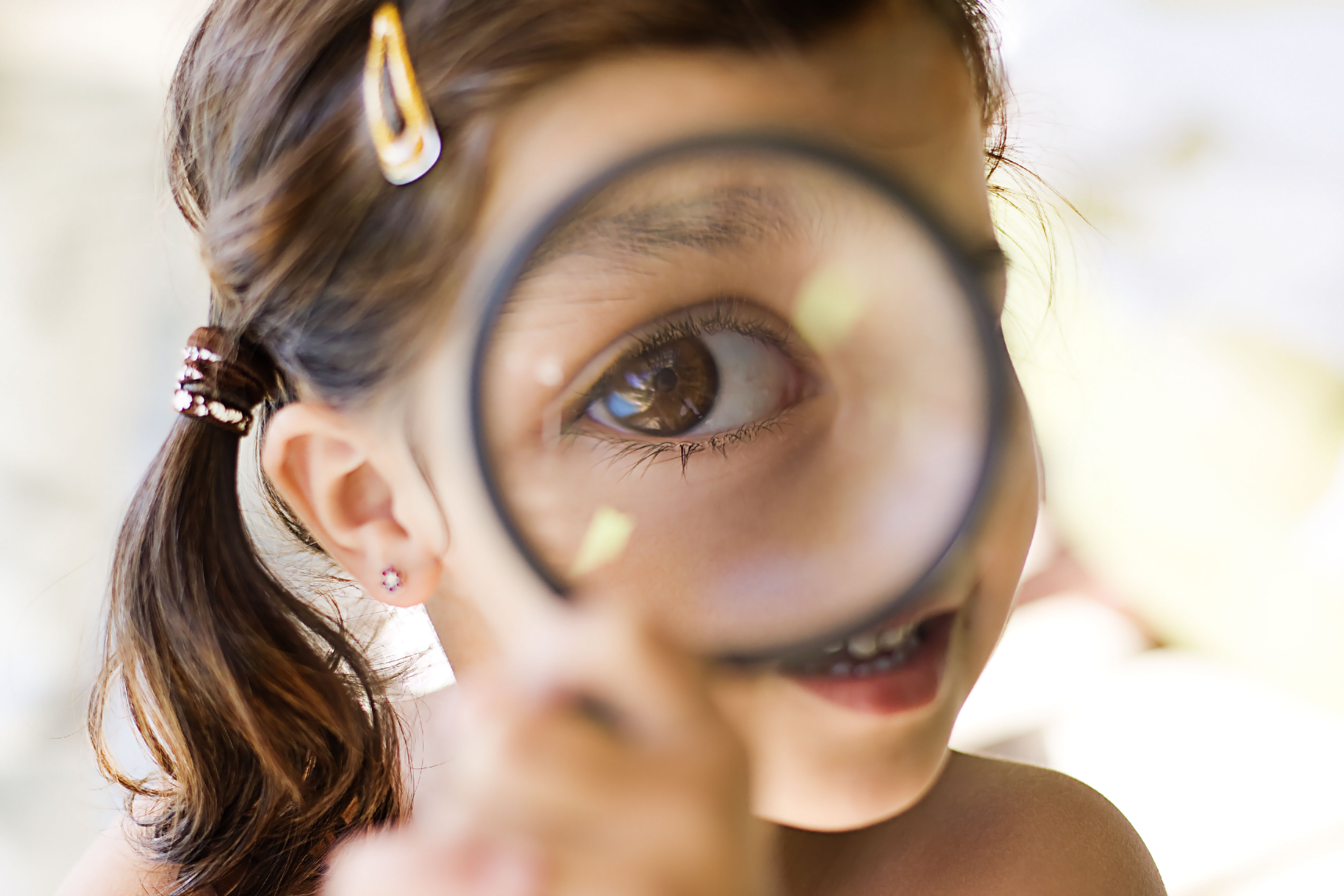 зрение, плохое зрение у ребенка, как сохранить зрение, полезные привычки для зрения, сколько в день можно проводить у экрана ребенку, какие игры помогают сохранить зрение, советы офтальмолога