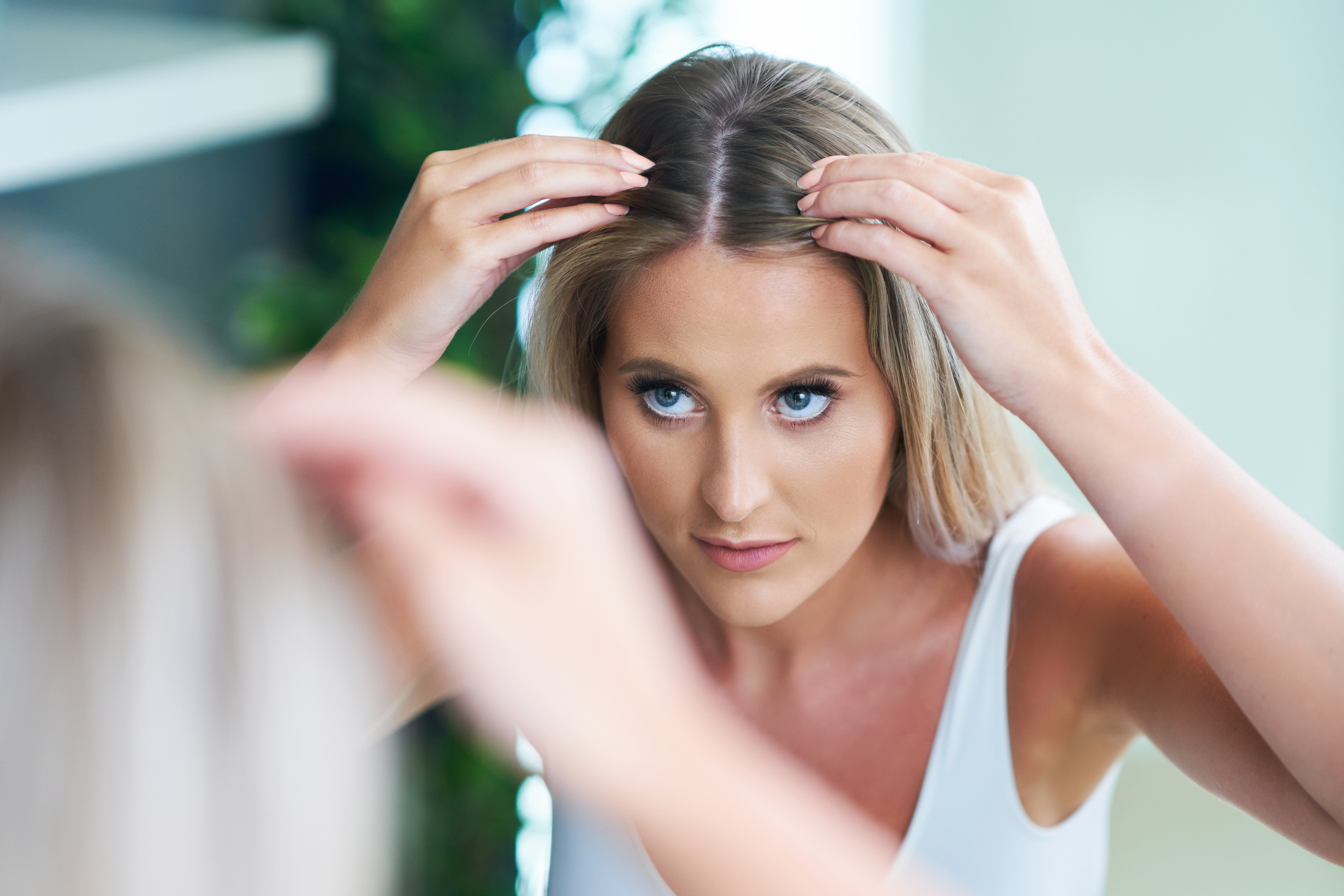 Фото №1 - Стресс, инфекция, нехватка витаминов: что волосы могут рассказать о вашем здоровье