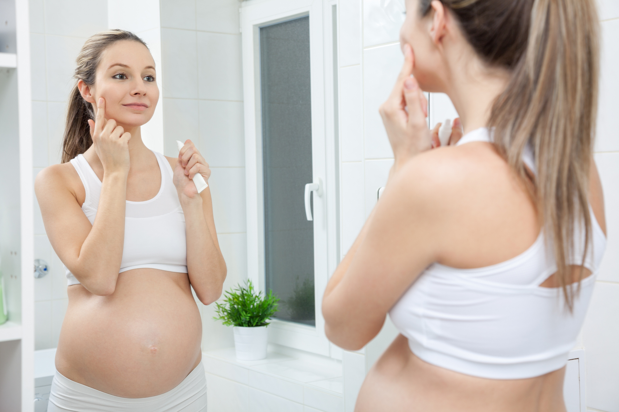 прыщи во время беременности как лечить, акне во время беременности что делать, уход за кожей во время беременности, уход за лицом во время беременности