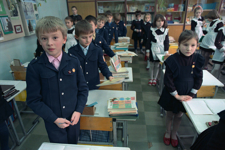 Фото №3 - 8 вещей, которые были под запретом для советских школьников