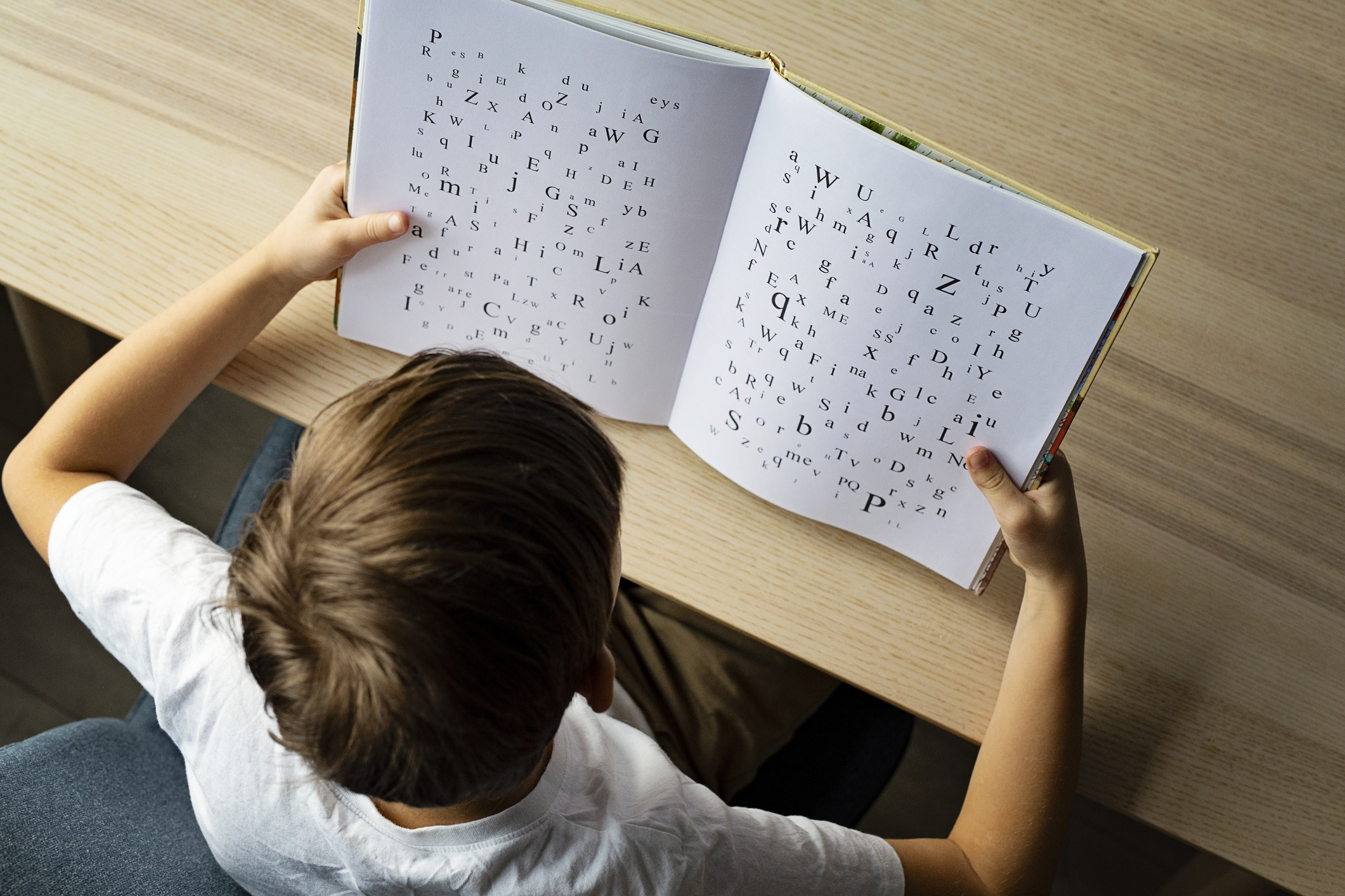 Фото №2 - Нейропсихолог: «Ребенка с дислексией могут в школе записать в отстающие»