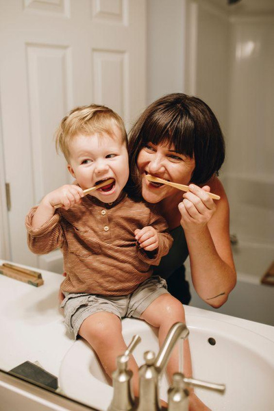 Как выбрать детскую зубную пасту: 4 совета и 4 запрета
