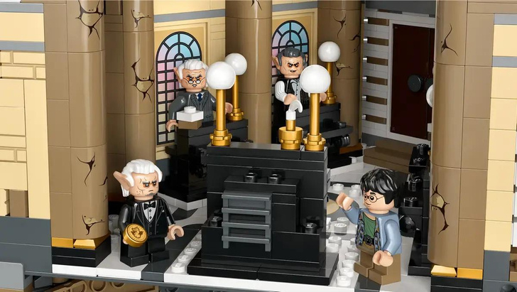 Lego представили новый набор по «Гарри Поттеру» — поклонников ждет трехэтажный банк «Гринготтс»