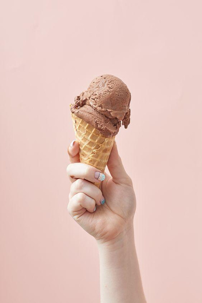Что будет, если есть мороженое каждый день: 7 неожиданных «побочных» эффектов