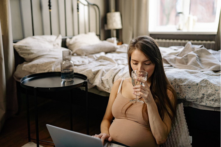 Отеки при беременности: 5 признаков, когда они опасны и нужно срочно вызвать скорую