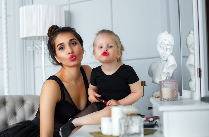 Блогер Лейла Мешкова: молодые мамы превращают свою жизнь в декрете в ад