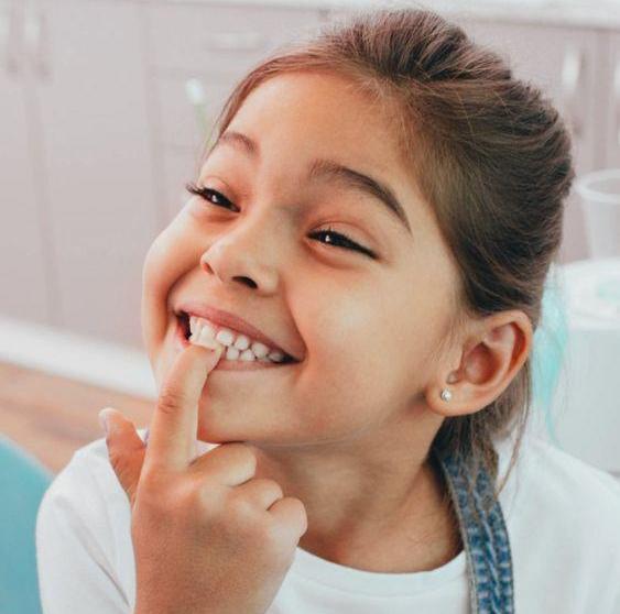 Правда ли, что скрипеть зубами полезно для здоровья? Объясняет стоматолог