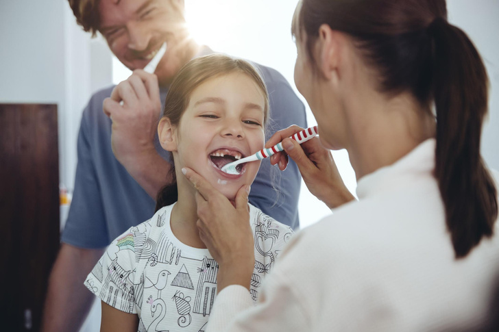 Стоматолог: «Родители должны дочищать ребенку зубы до 15 лет — здоровье дороже»