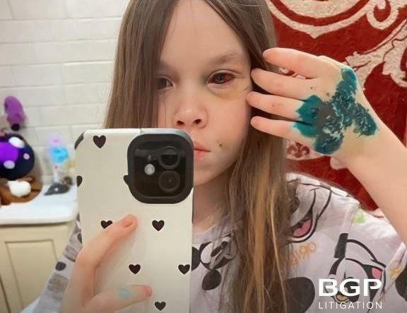 Суд назначил компенсацию родителям девочки, получившей 126 ножевых ударов: школа должна выплатить 7,5 миллионов рублей